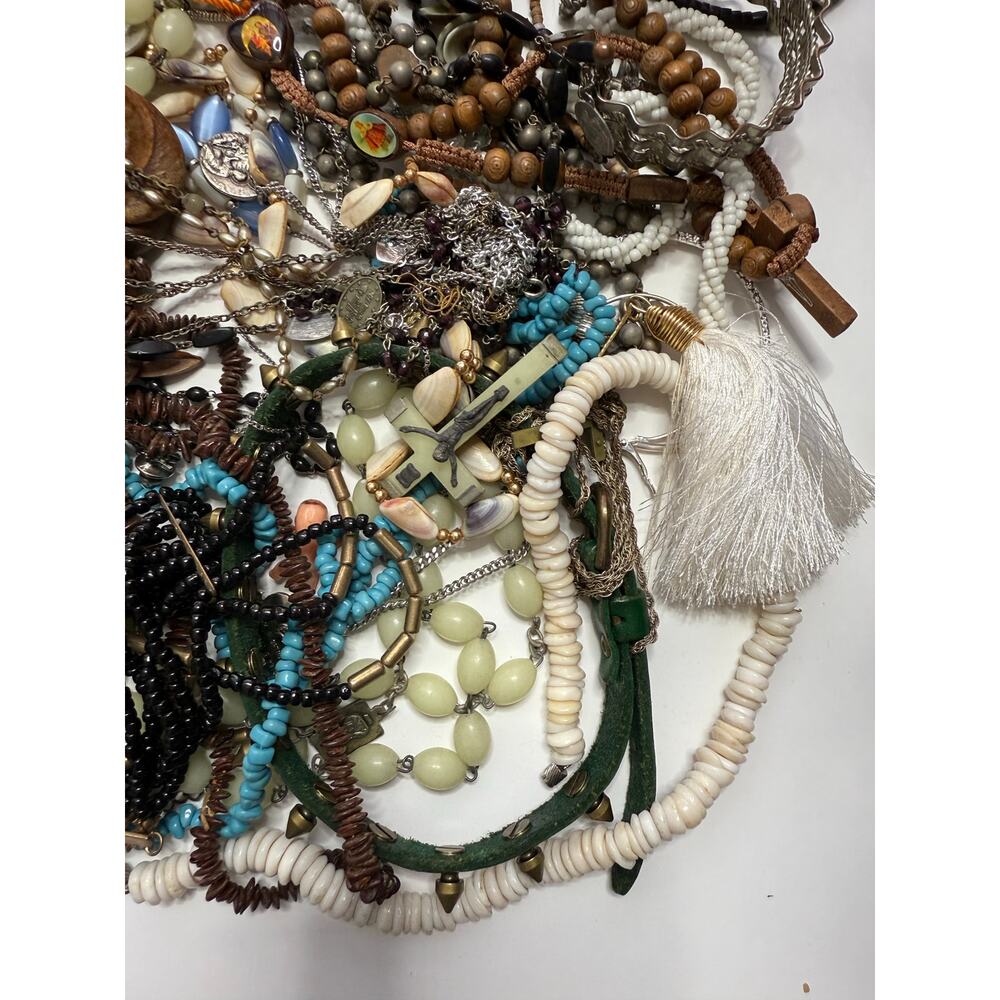 6 pounds jewelry Junk Drawer Lot vintage Estate auction AS IS - Picture 7 of 13